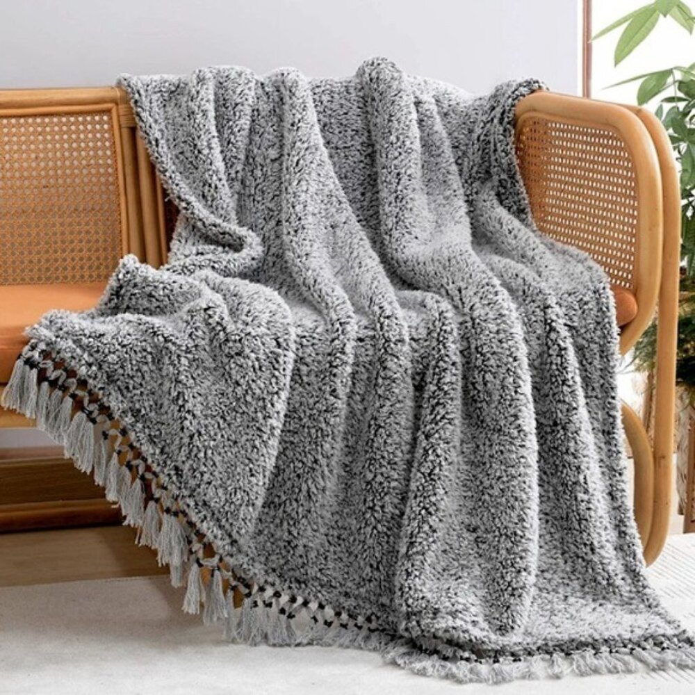 Warm Sherpa Tassel Fringe Blanket for Bed/Couch